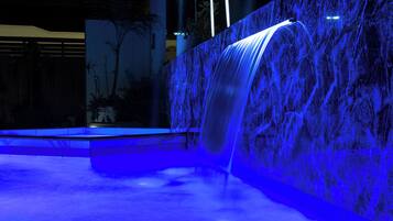 Exclusief appartement, 3 slaapkamers | Uitzicht vanaf balkon