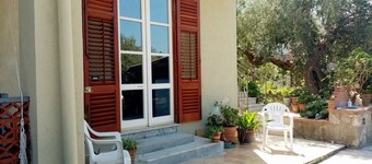 Cozy 1-bedroom apartment in adorable Termini Imerese with WiFi