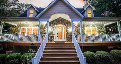 Mountain Resort Hideaway for Family, Golf, Hiking and reunions