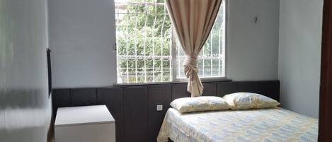 1 bedroom, free WiFi, bed sheets