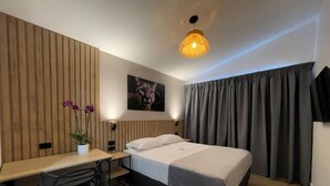 Luxury Suite | WiFi (free), bed sheets - Vita Hotel Boutique (Medellín)