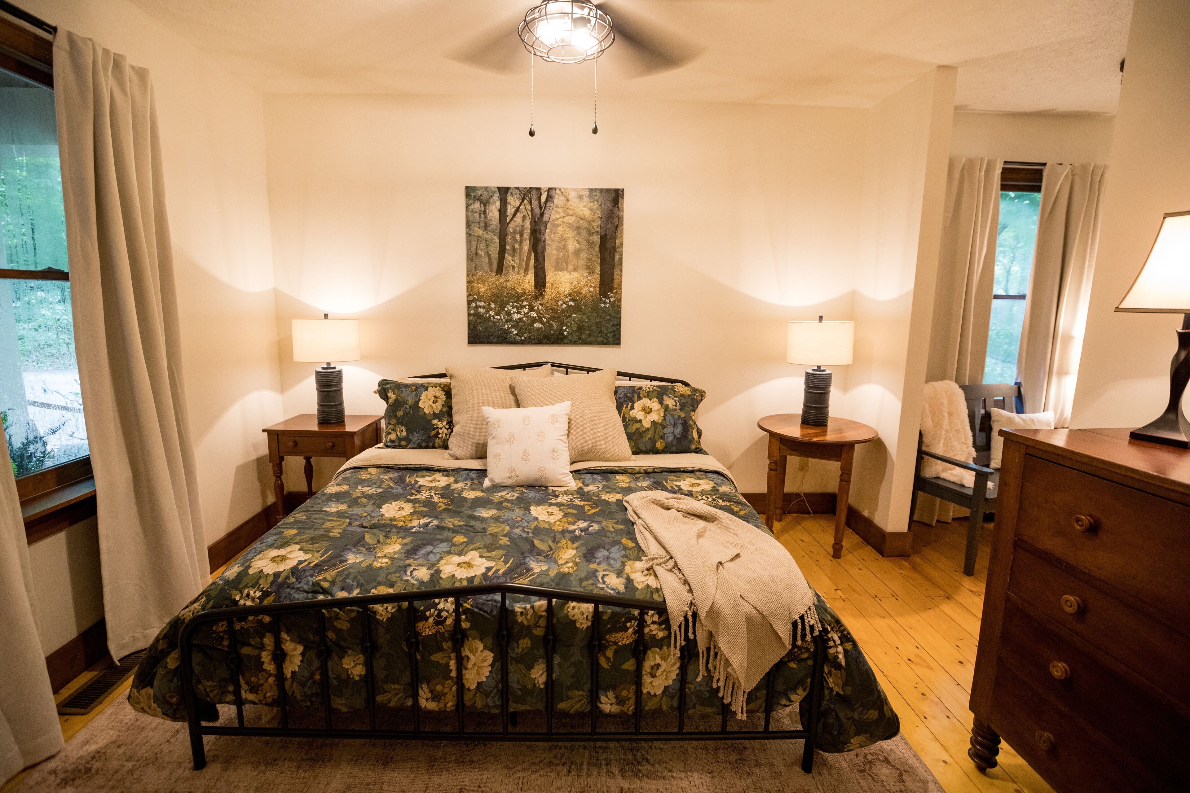 3 habitaciones, tabla de planchar con plancha, cuna de viaje y wifi 