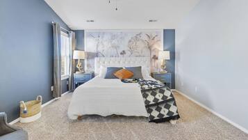 3 chambres, fer et planche à repasser, lit parapluie, Wi-Fi gratuit