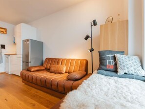 1 bedroom, Internet