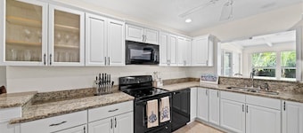 Coastal Chic House in Cocoa Beach w/Private Yard - Walk to Beach, Pier & Ron-Jon