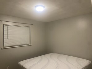 Room - Nice get away! (Indianapolis)