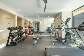 Fitness facility - Lovely and Cozy Apartment in Palos Verdes (Rancho Palos Verdes)