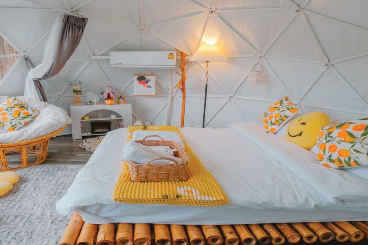 Deluxe Tent