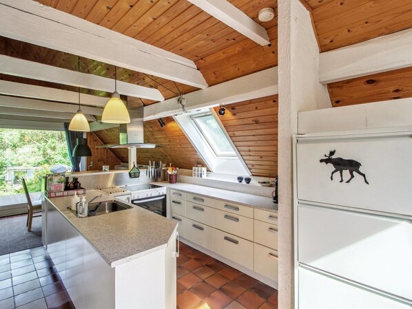 Fridge, dishwasher, cookware/dishes/utensils - "Keimo" - 1.3km from the sea by Interhome (Ebeltoft)