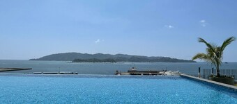 Jesselton Quay is a Condominium in Kota Kinabalu Offering a Private Pool