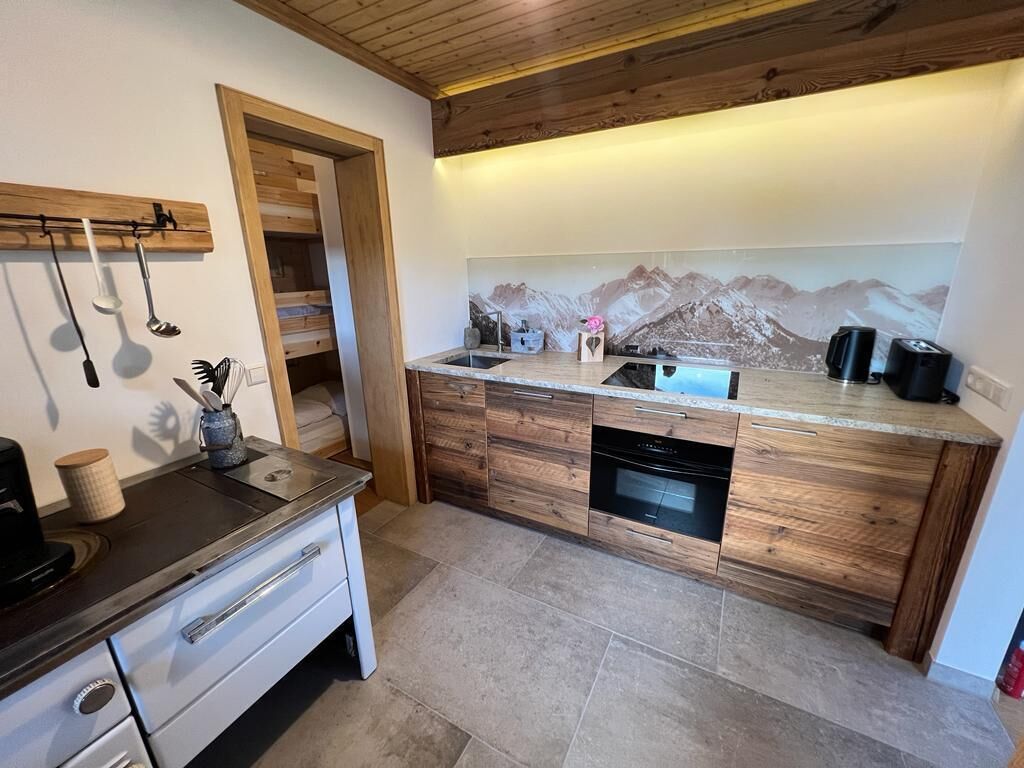 Kühlschrank, Ofen, Herdplatte, Geschirrspüler