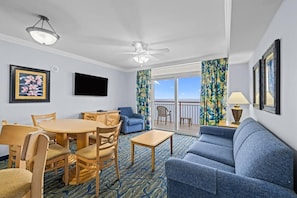 TV - 20th Floor Two Bedroom Oceanfront Condo (Myrtle Beach)