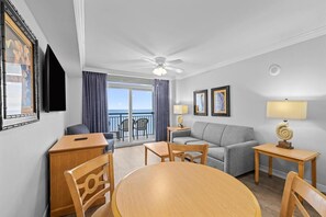 TV - Gorgeous Oceanfront 1 BR Condo! 19th Floor (Myrtle Beach)