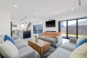 TV connectée, cheminée