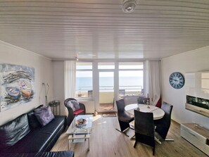 Fernseher, Stereoanlage