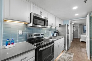 Fridge, microwave, oven, stovetop - Alluring Serenity: Oceanfront Suite 2nd Floor (Myrtle Beach)