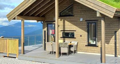 Modern cabin with sauna in the mountains of Vrådal