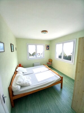 3 soverom, reiseseng for barn og wi-fi (inkludert)