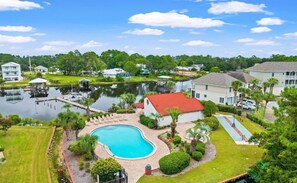 Exterior - Walk to Beach & Nightlife PCB Studio Condo Pool (Panama City Beach)