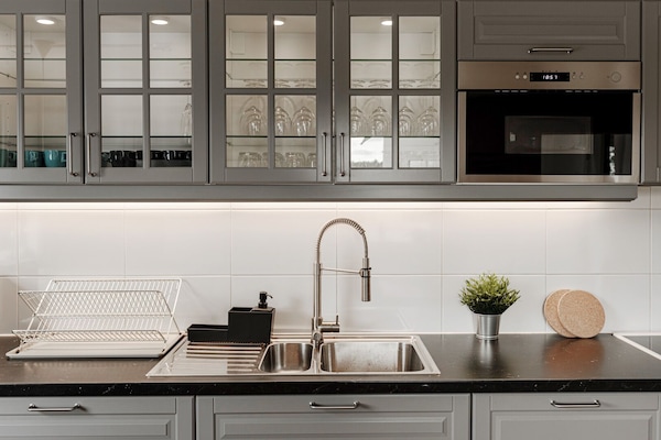 Shared fridge, microwave, oven, highchair