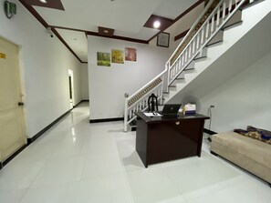 Reception - Ninh Chu House (Ninh Hai)