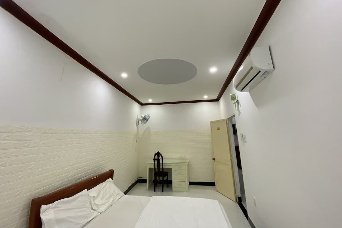 ห้องทราดิชันนัลซิงเกิล | โต๊ะทำงาน, พื้นที่ทำงานแบบใช้แล็ปท็อป, Wi-Fi ฟรี, ผ้าปูที่นอน