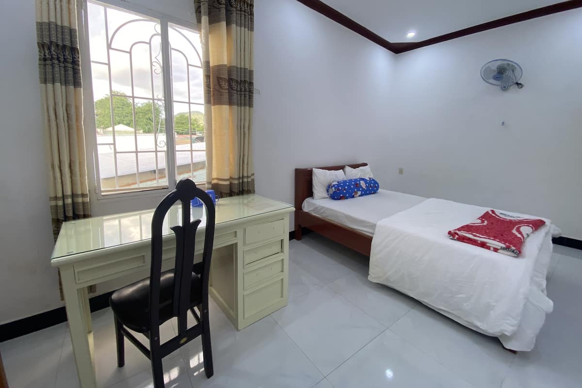 ห้องเบสิกดับเบิล | โต๊ะทำงาน, พื้นที่ทำงานแบบใช้แล็ปท็อป, Wi-Fi ฟรี, ผ้าปูที่นอน