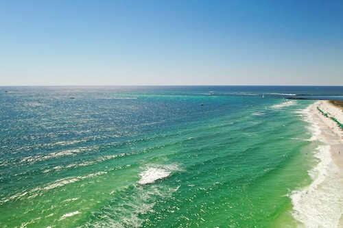 Dancing Wave, Beachfront Condo, Destin, Holiday Isle