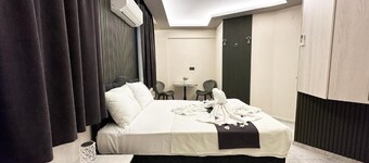 Marina Lora Butik Otel Sığacık