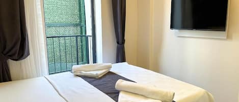 Chambre Double Standard | Décoration personnalisée, ameublement personnalisé, Wi-Fi gratuit