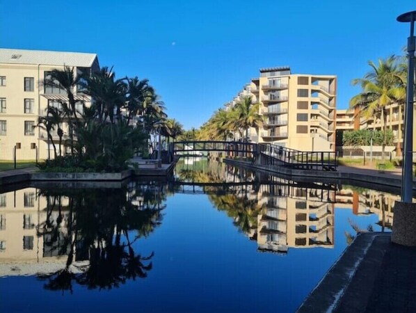 Pool - Spacious Family Getaway Point Waterfront
(Durban)