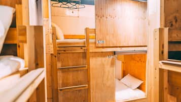 In-room safe, free WiFi, bed sheets