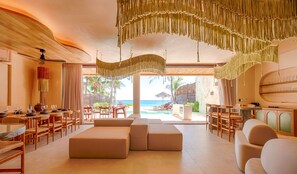 Outdoor dining - Spacious luxury in this 7 bedroom villa, 2 pools and so much more! (Akumal)