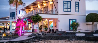 Enjoy heated Pool & Relaxation - Luxury Villa Yasmina - Playa Blanca - Lanzarote