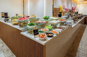 Daily buffet breakfast for a fee - Ross Hotel  (Riyadh)