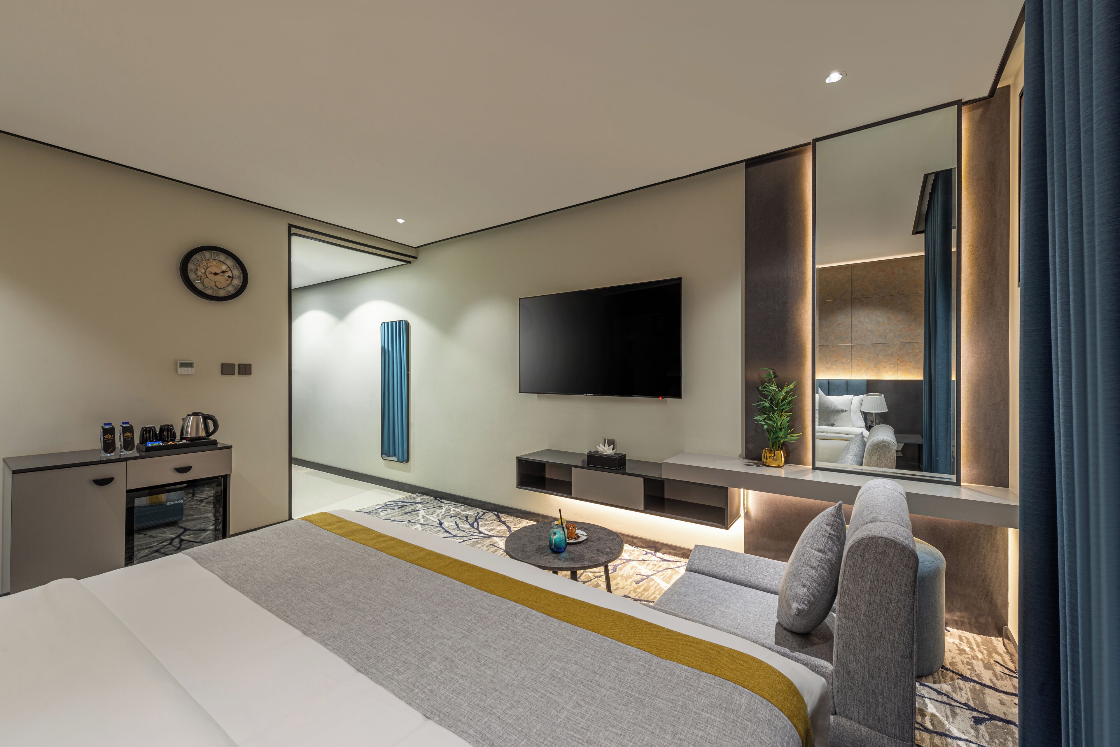 Skrivebord og wi-fi (inkludert)