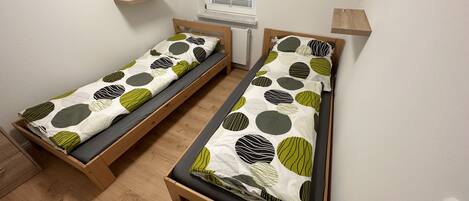 3 chambres, Wi-Fi gratuit, draps fournis