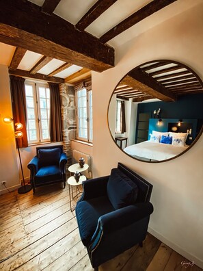 Deluxe Double Room, Beachside | Premium bedding, individually decorated, individually furnished - L'AccrocheCoeur (Saint-Malo)