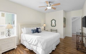 3 soverom, strykejern/-brett, wi-fi og sengetøy