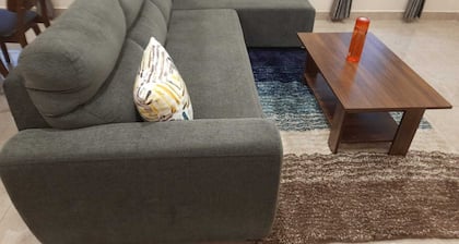 A cozy fully furnished 3-bedroom apartment