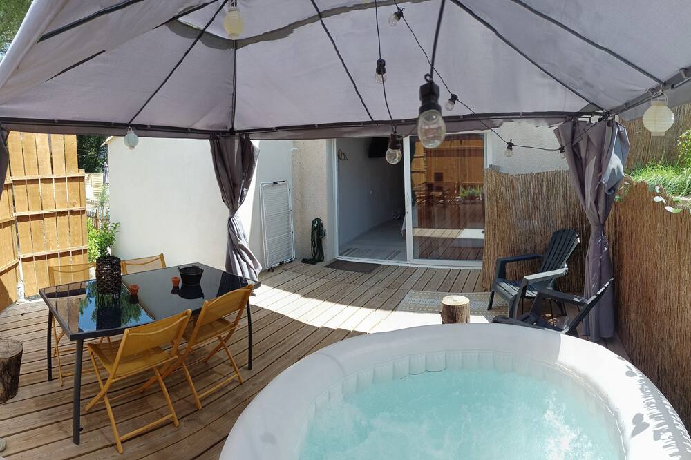 Chambre D'hôtes 4 Pers. Spa Privé, Piscine, Table D'hôtes, 3 min Cité Médiévale