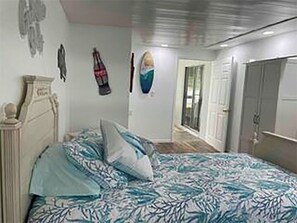 3 chambres, fer et planche à repasser, Wi-Fi, draps fournis