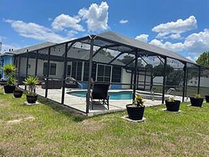 Et oppvarmet basseng