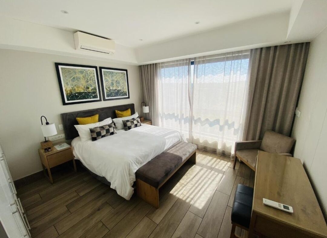 3 quartos, ferros/tábuas de passar roupa, Wi-Fi, roupa de cama