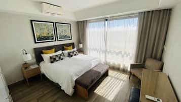 3 quartos, ferros/tábuas de passar roupa, Wi-Fi, roupa de cama