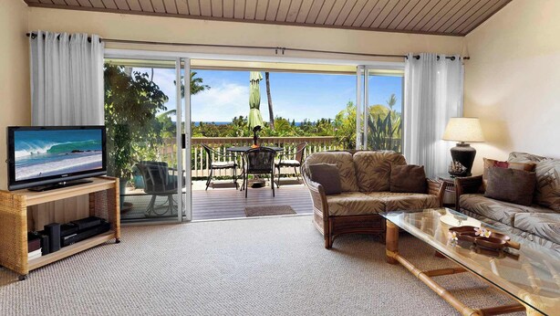 Condo, 1 King Bed with Sofa bed, Lanai, Ocean View (Koana's Ocean Hale) | Living area - Koana's Ocean Hale Onsite Pool (Kailua-Kona)