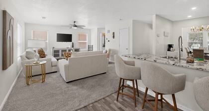 Peaceful 3bd/2.5ba home w/ yard, garage