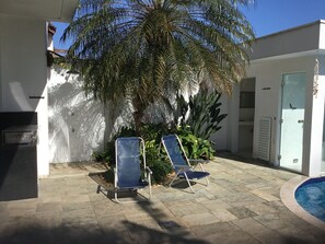 Terrace/patio - Casa com Piscina em Condomínio na Praia de Pernambuco / Guarujá (Balneario Praia do Pernambuco Guarujá)