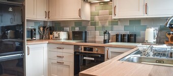 2 bedroom accommodation in Ingleton