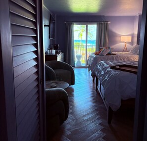 1 Schlafzimmer, Schreibtisch, Bügeleisen/Bügelbrett, Reisekinderbett